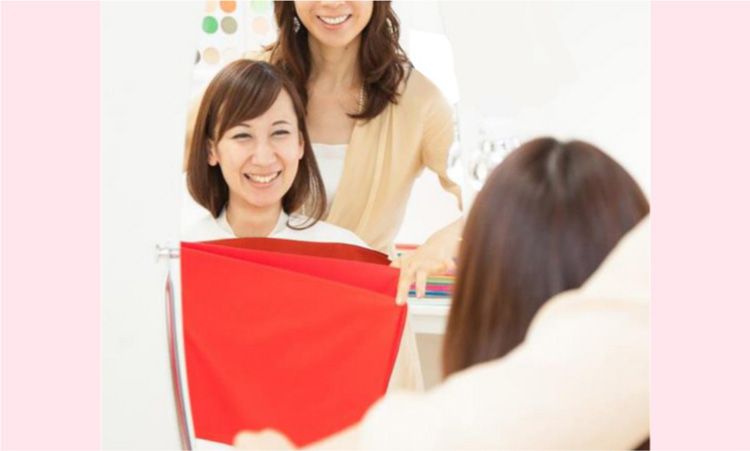 フェリーチェパーソナルカラー診断の料金や所要時間などご案内します